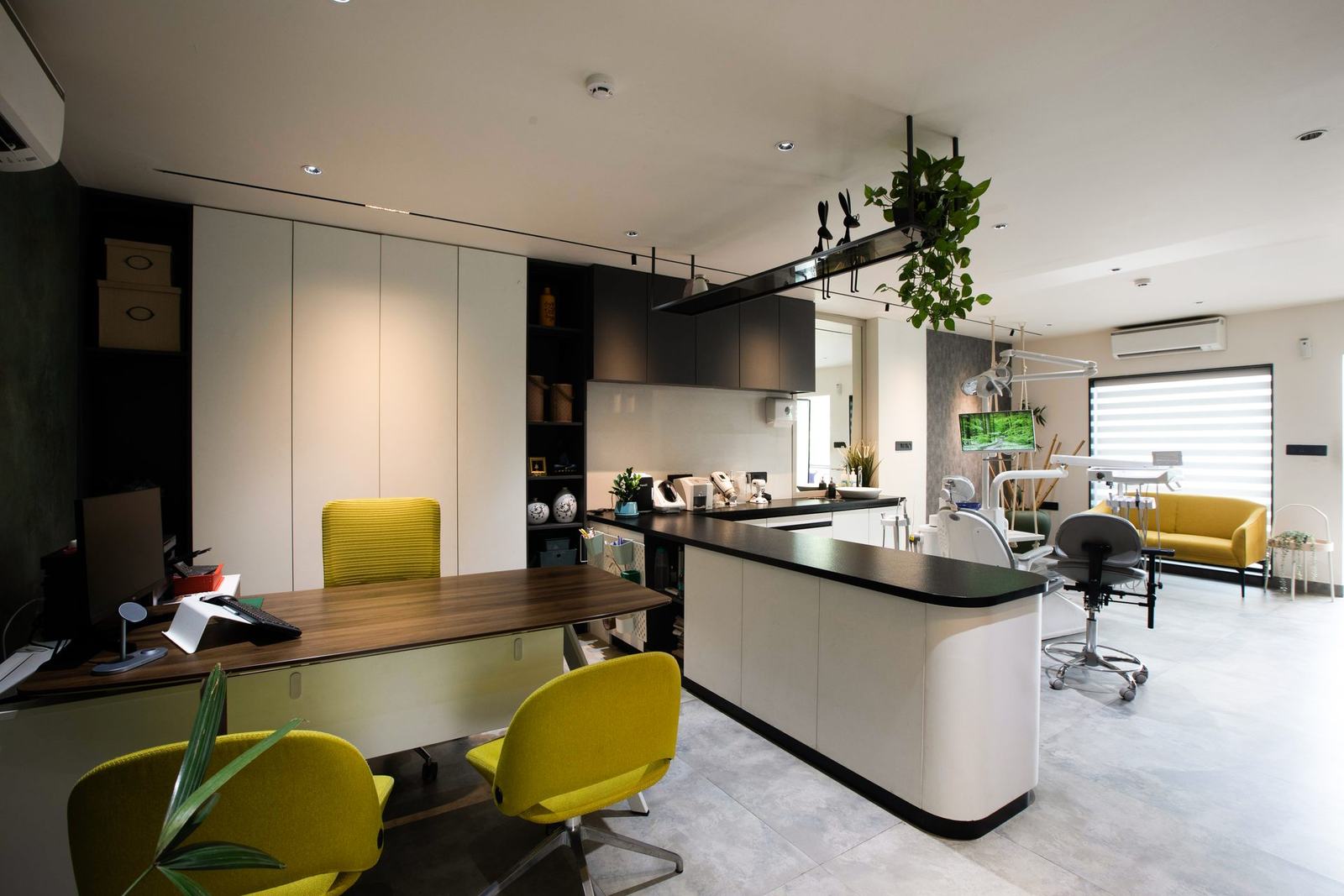 Dental Care Facility, Apollo Group